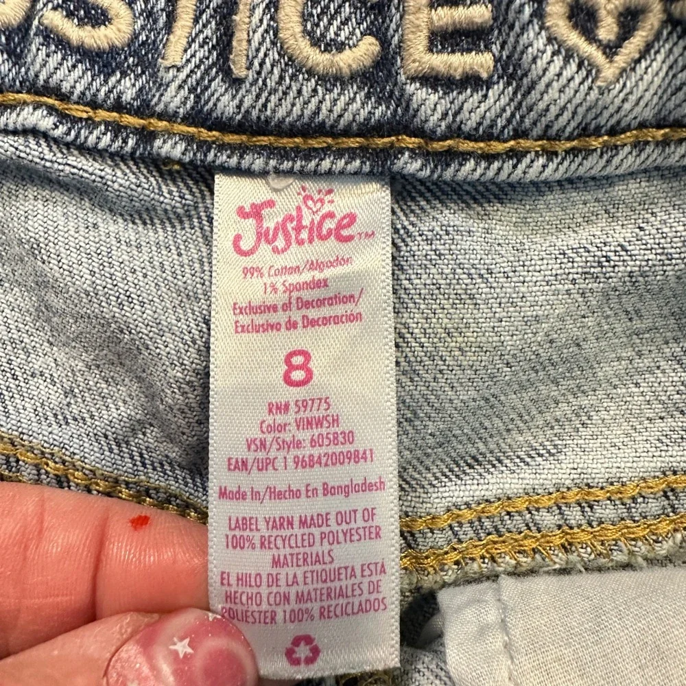 Justice Girls Distressed Denim Shorts Light Wash Frayed Hem Size 8 605830‎